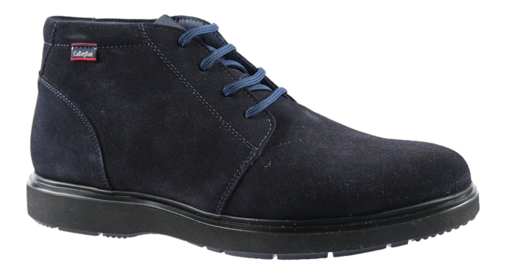 Men's Navy suede laced flat boots.
