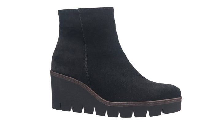 Gabor black suede wedge boots