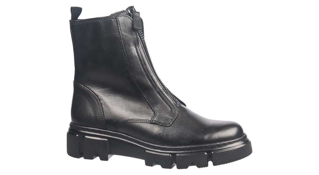 Gabor black leather flat boots