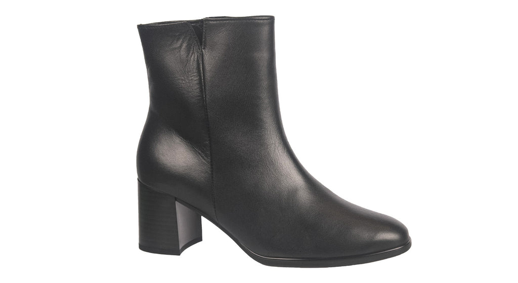 Gabor black leather boots with a 55mm heel