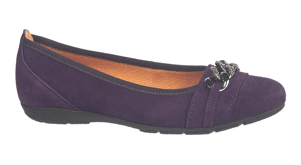 Gabor purple suede pumps