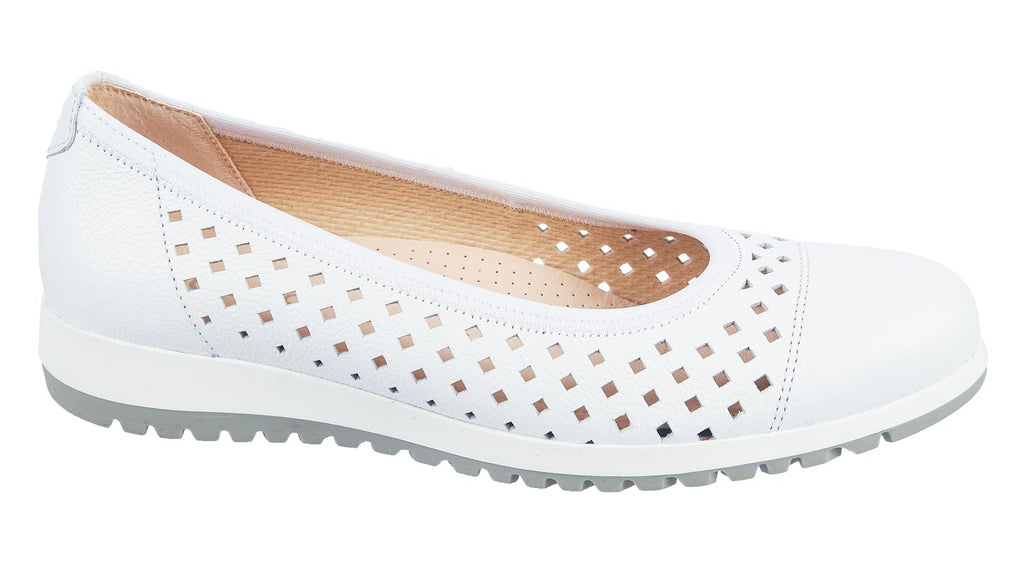 Women's pumps from Gabor shoes in white perforated leather
