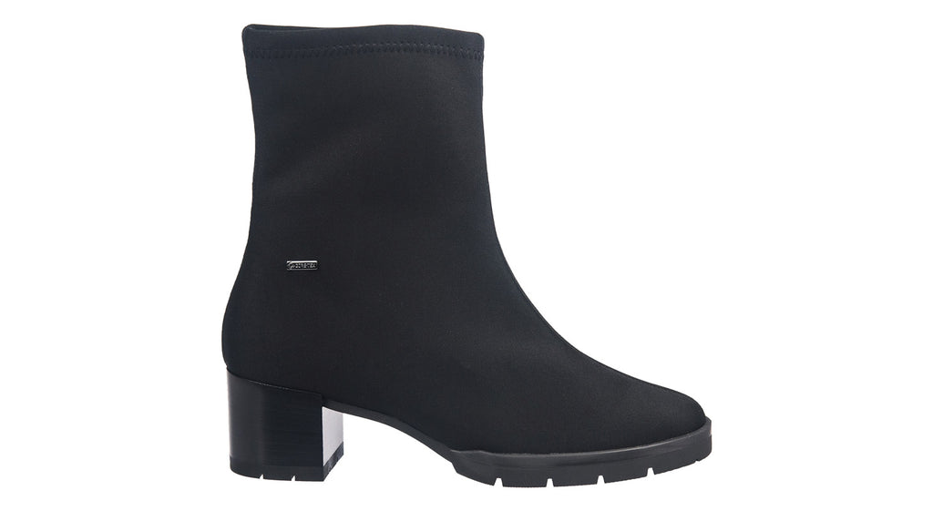 Hogl heeled boots in black fabric with Gortex lining