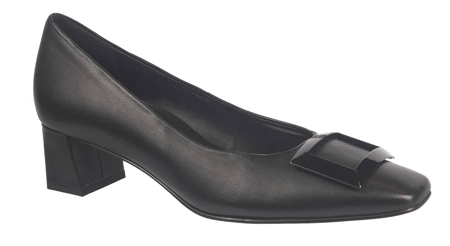 Black court on sale shoes ireland