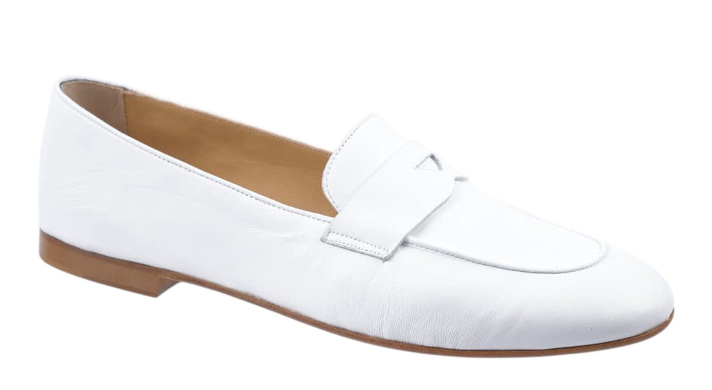 White soft leather sachetto moccasin.