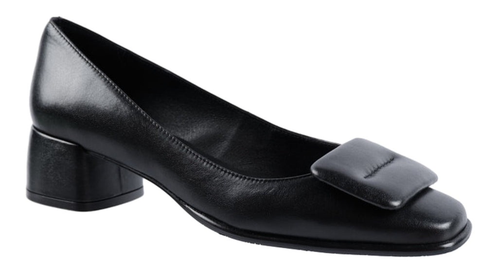 Black soft leather court with leather trim. 35mm heel