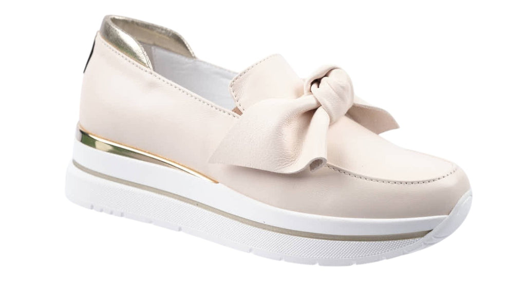 Cream with gold soft leather wedge with bow