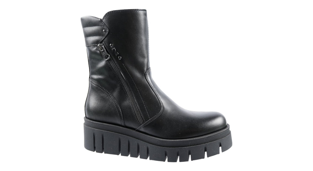 Black leather boots with wedge sole