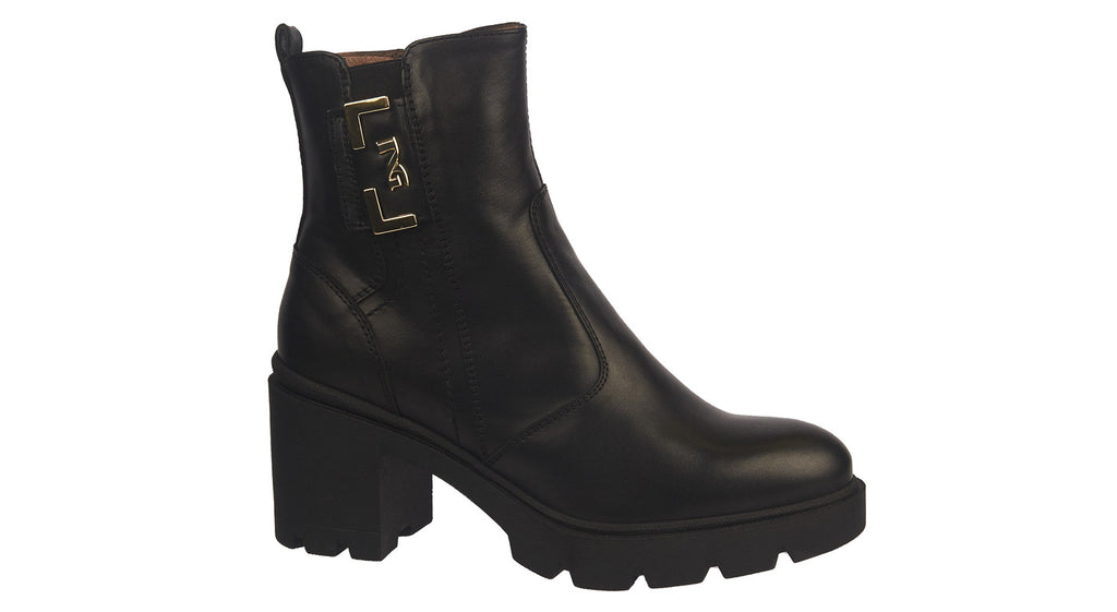 NeroGiardini women's heeled boots in black leather