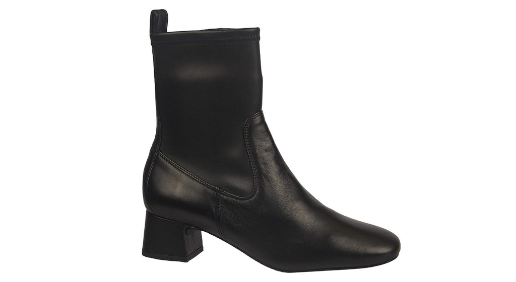 Unisa black leather heeled boots