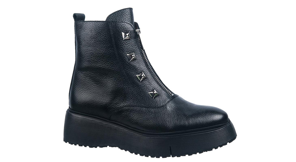 Wonder women's boots in black leather with zip