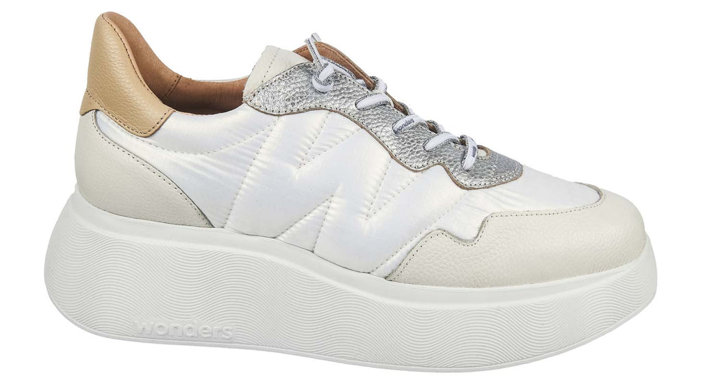 Wonders leather trainers for women in off white leather with fabric