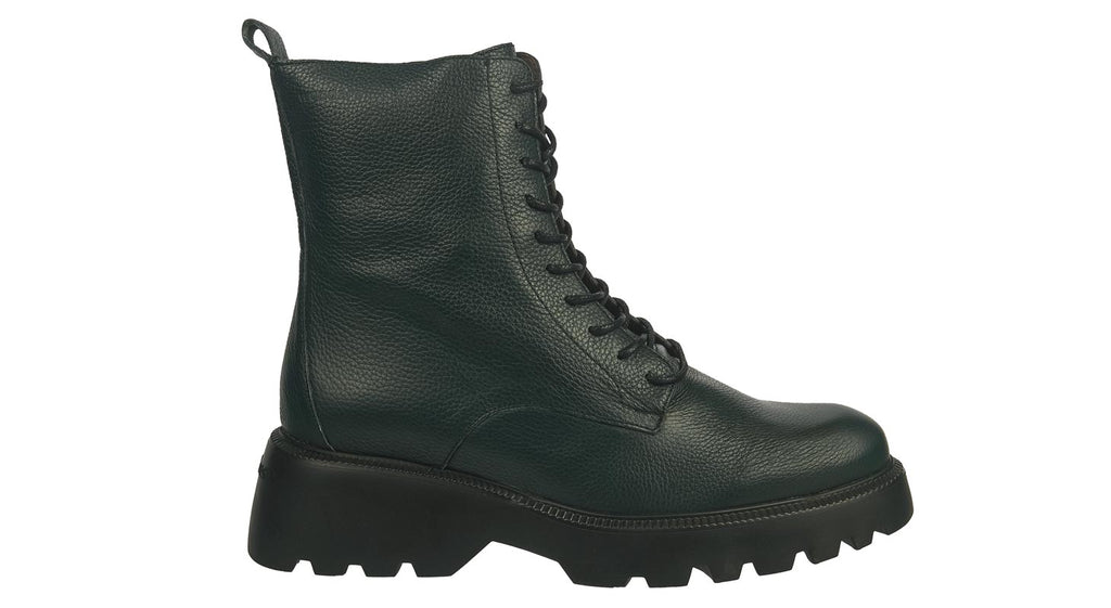 Wonders laced flat boots in green leather