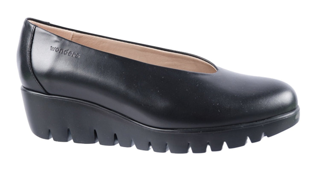 Black soft leather wedge