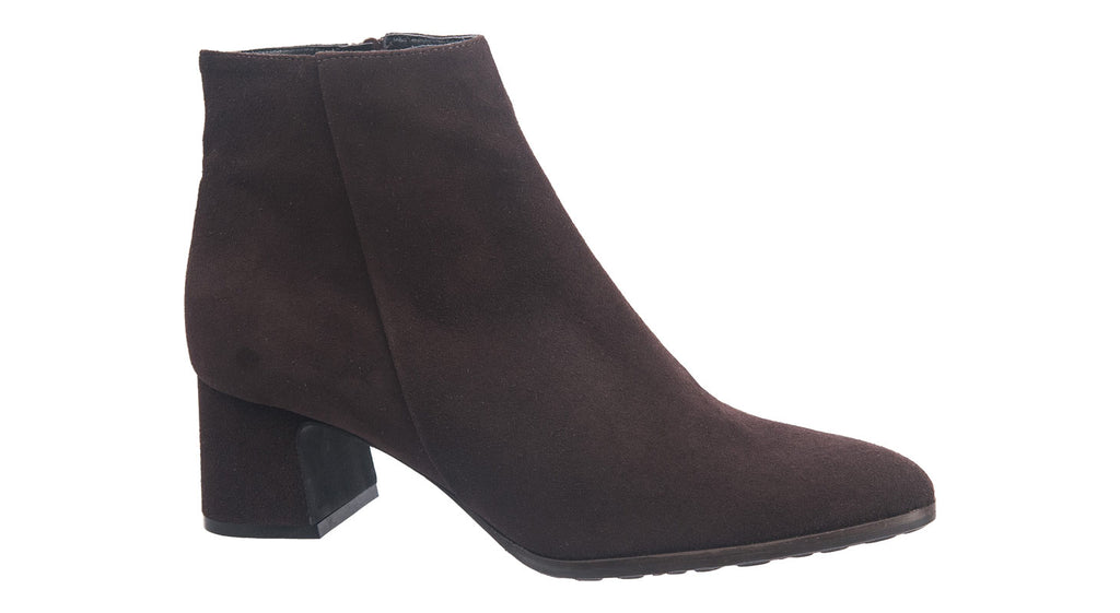 Italian ankle boots in brown suede from Alberto Zago