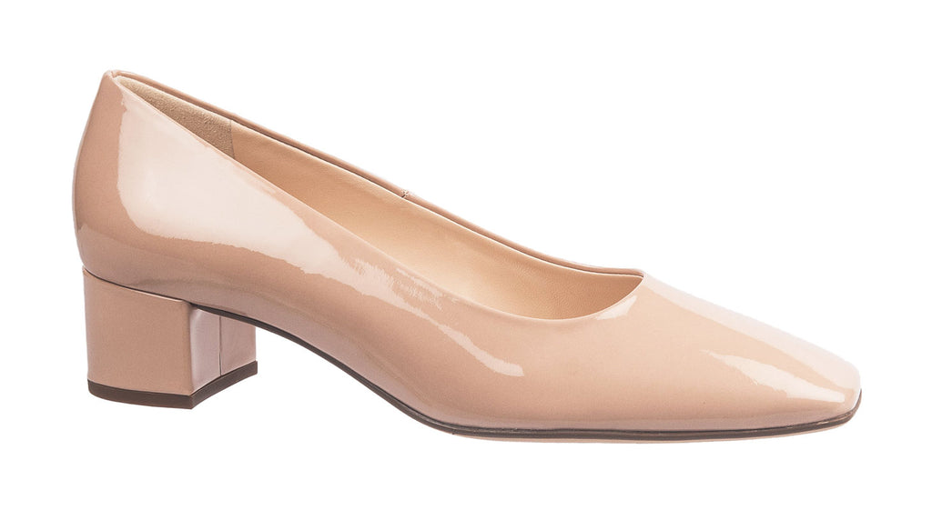 Hogl court shoes in patent leather