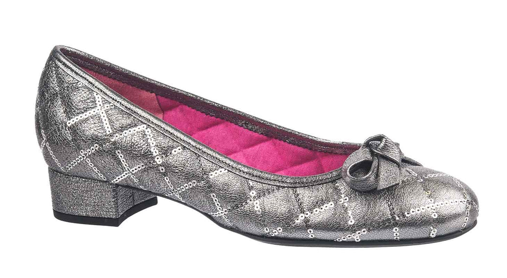 Le Babe pumps in silver leather