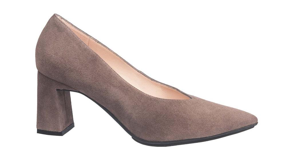 Lodi Masana court shoes in taupe suede