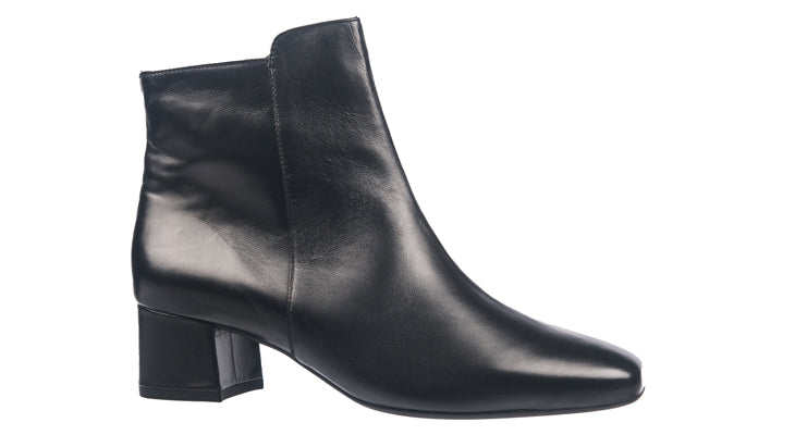 Peter Kaiser women's ankle boots in black leather with heel
