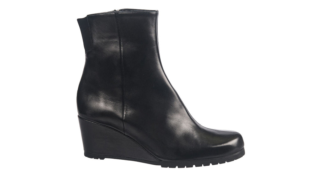 Thierry Rabotin Boots in black soft leather
